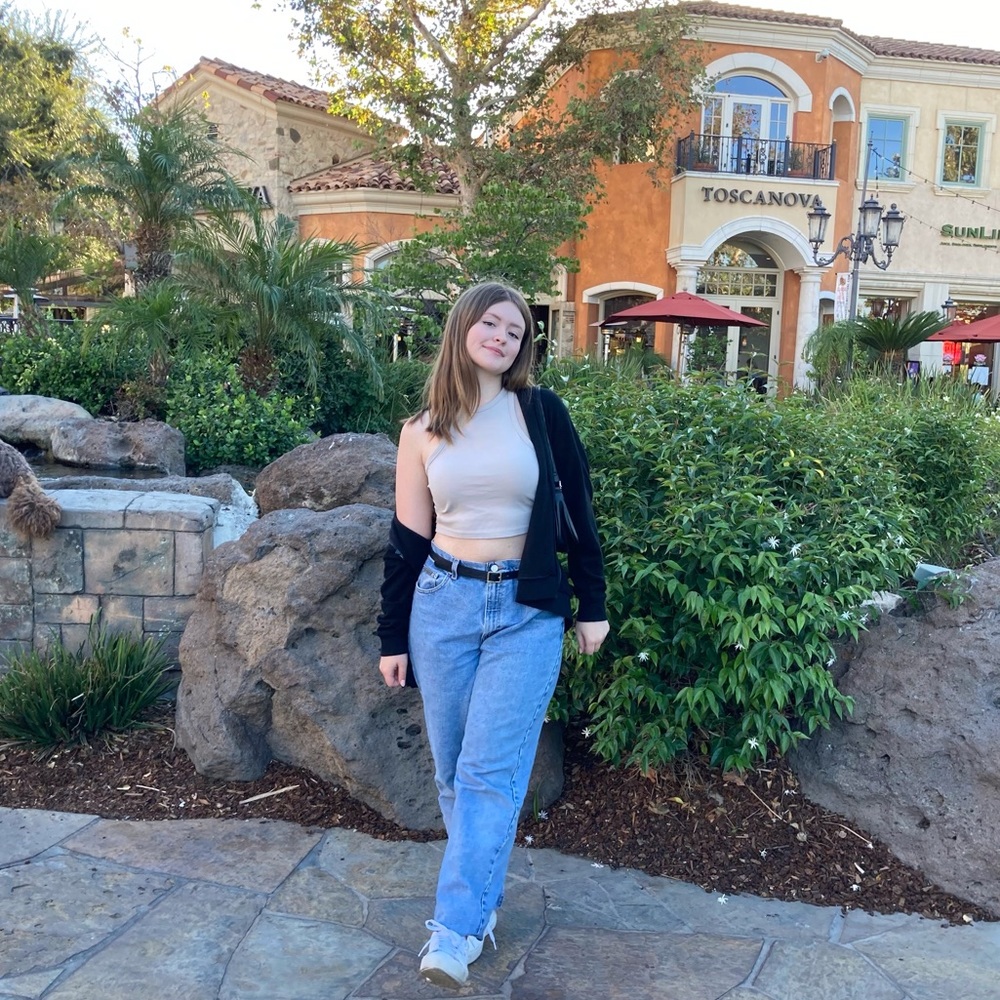 Meet your Posher, Molly